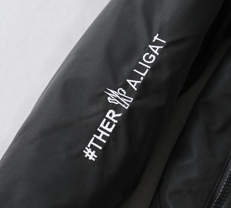 Moncler Down Jackets AllSeason 144155