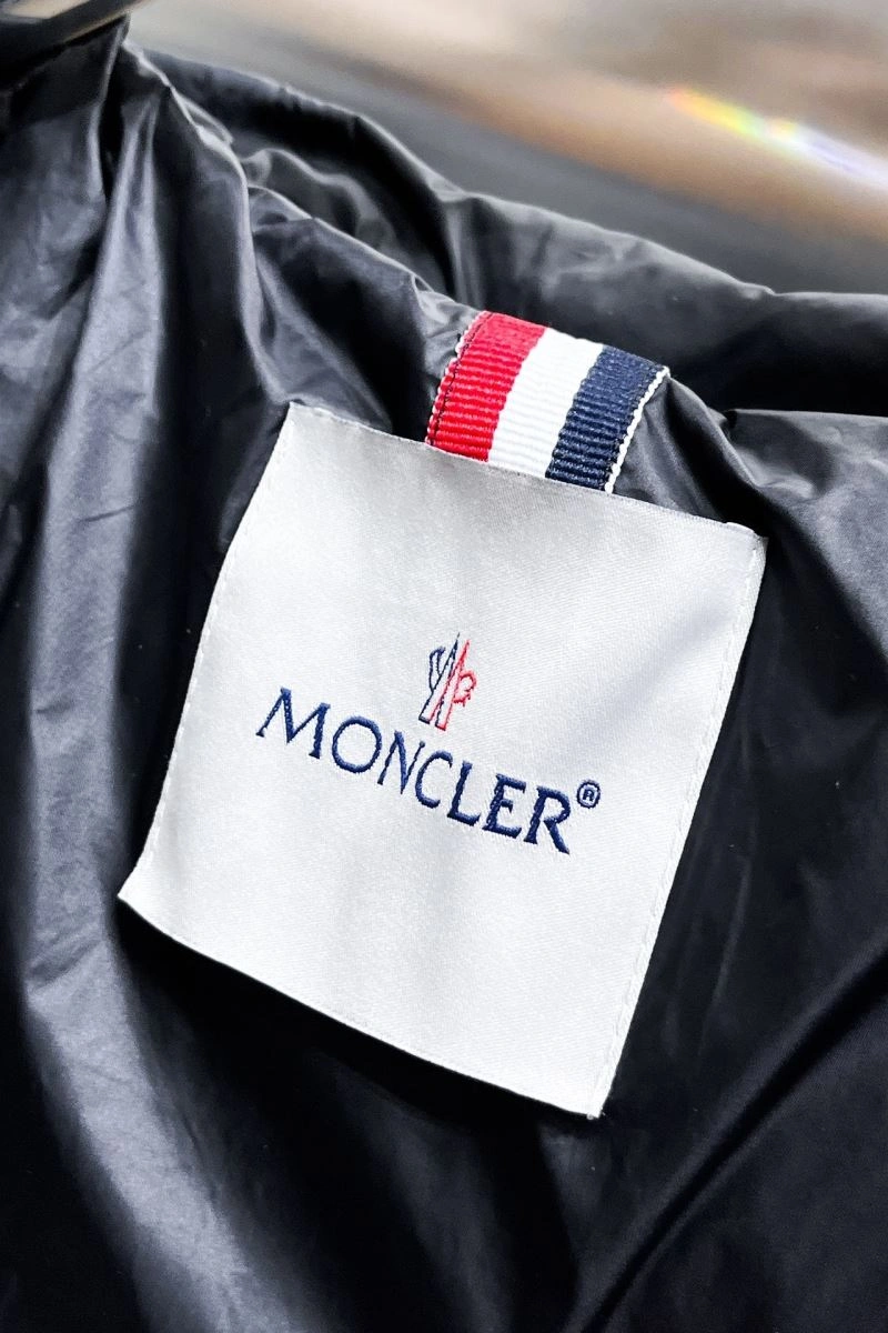 Moncler Down Jackets StreetReady 144175
