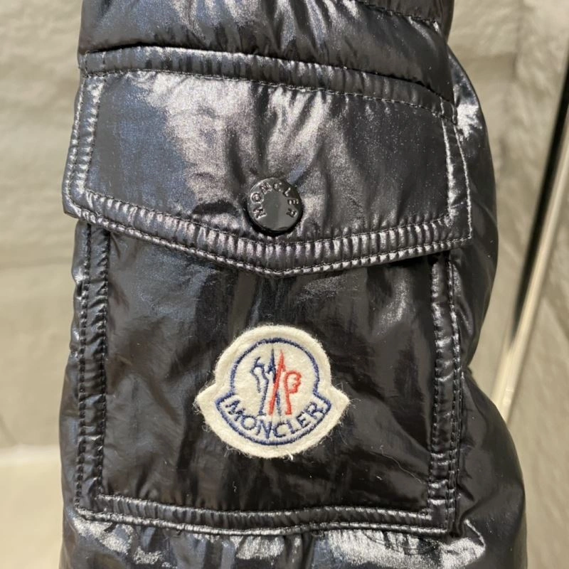 Moncler Down Jackets UrbanChic 139497
