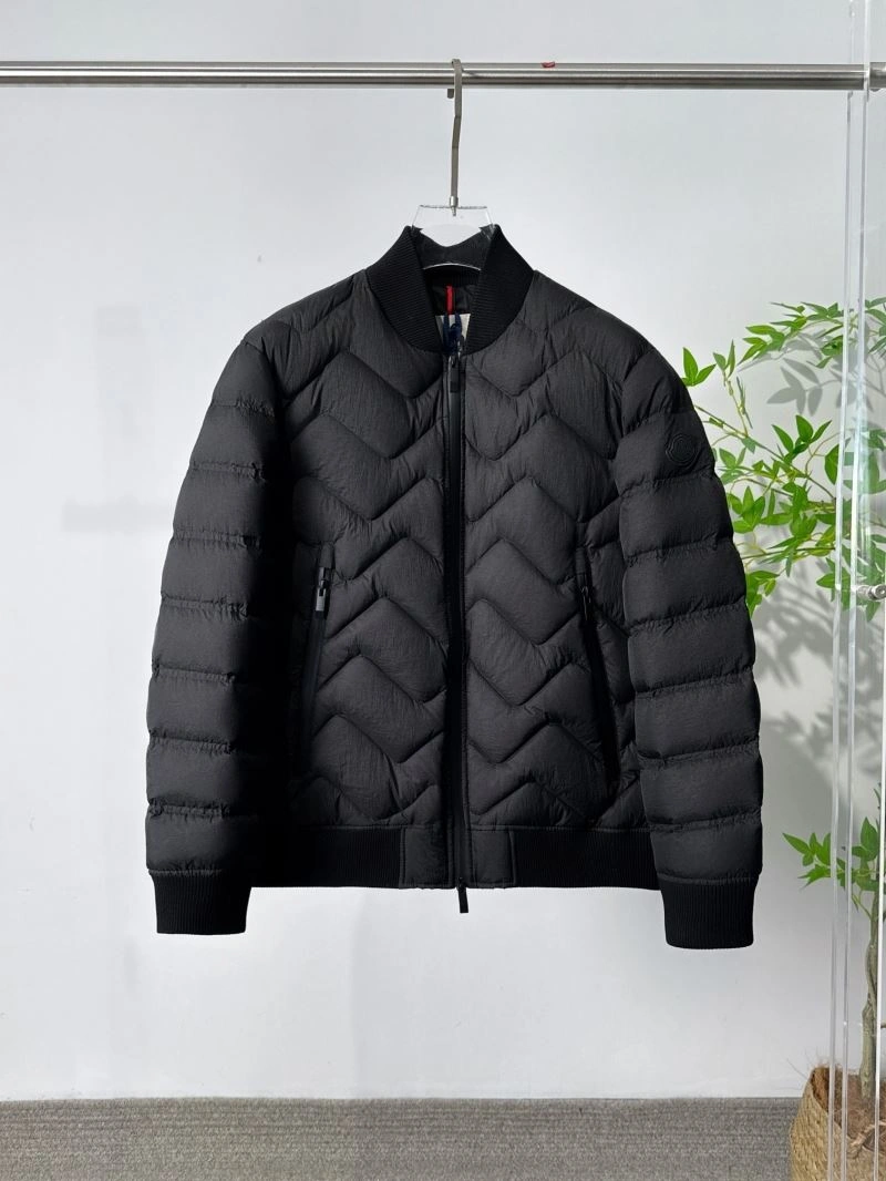 Moncler Down Jackets Sustainable 144143