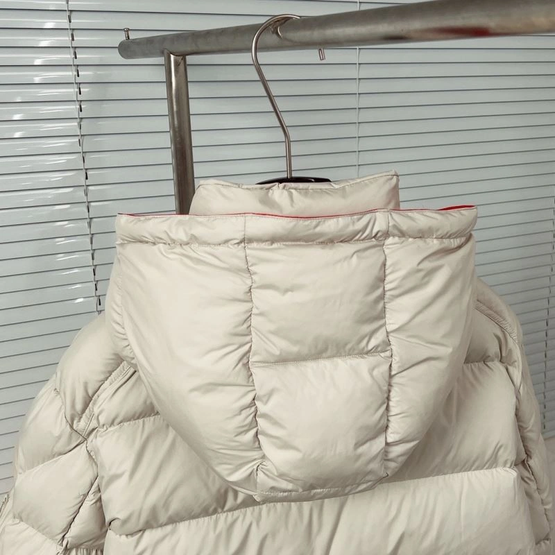 Moncler Down Jackets Durable 144152