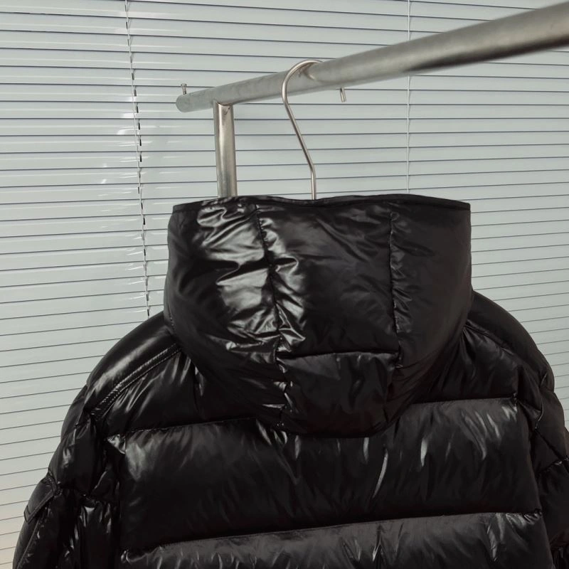 Moncler Down Jackets Reliable 144139