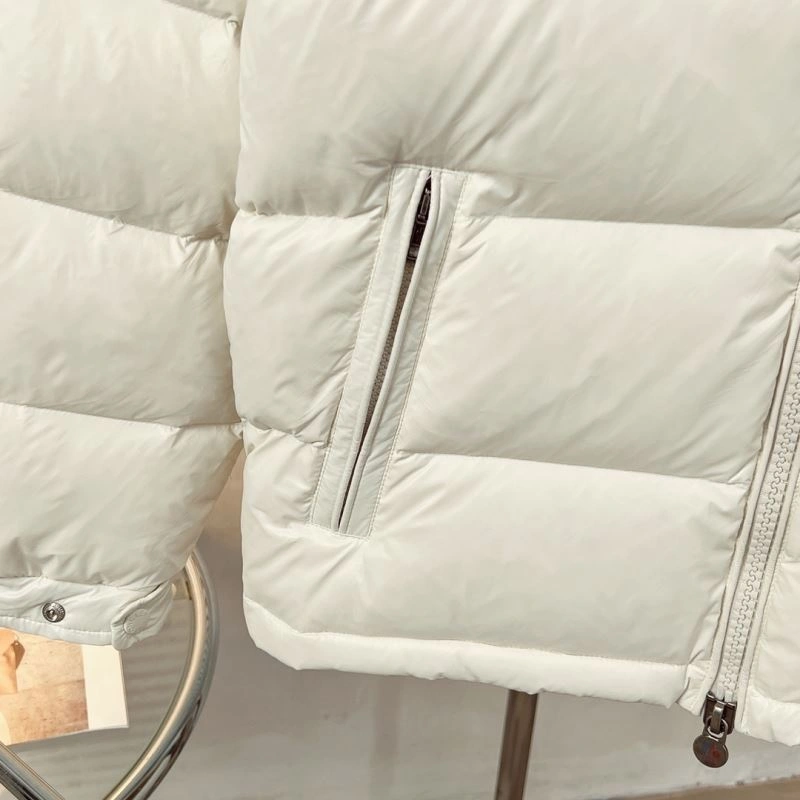 Moncler Down Jackets Classic 144134