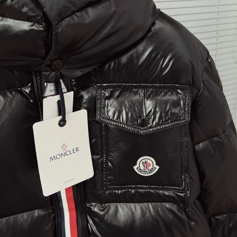 TravelReady Moncler Down Jackets 144141
