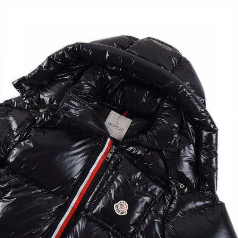 Moncler Down Jackets FlexibleFit 144138