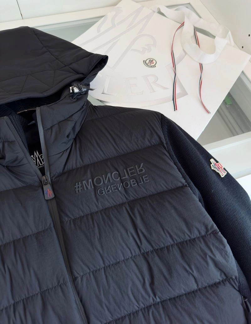 Lightweight Moncler Down Jackets 144136