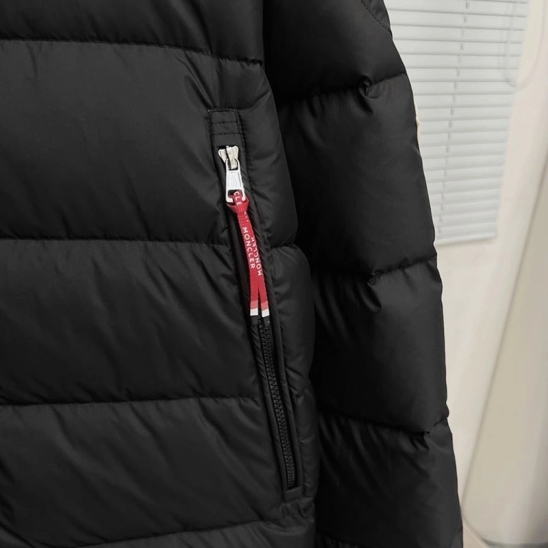 Timeless Moncler Down Jackets 144133