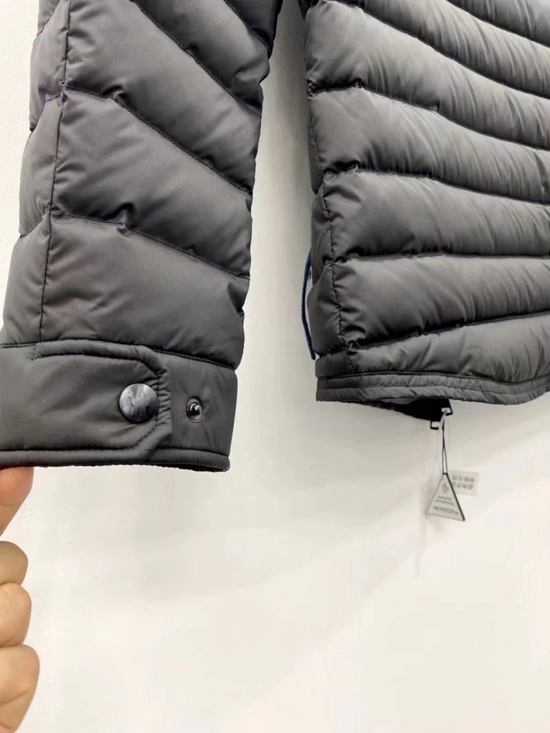 Moncler Down Jackets WrinkleFree 144137