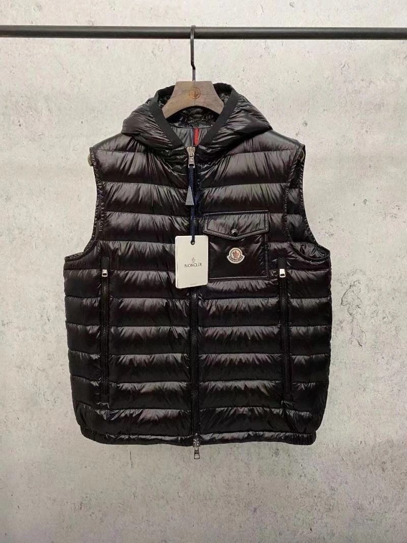 Moncler Down Jackets Supportive 144131