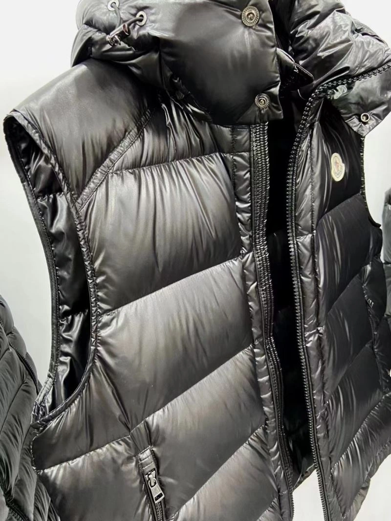 Durable Moncler Down Jackets 144129