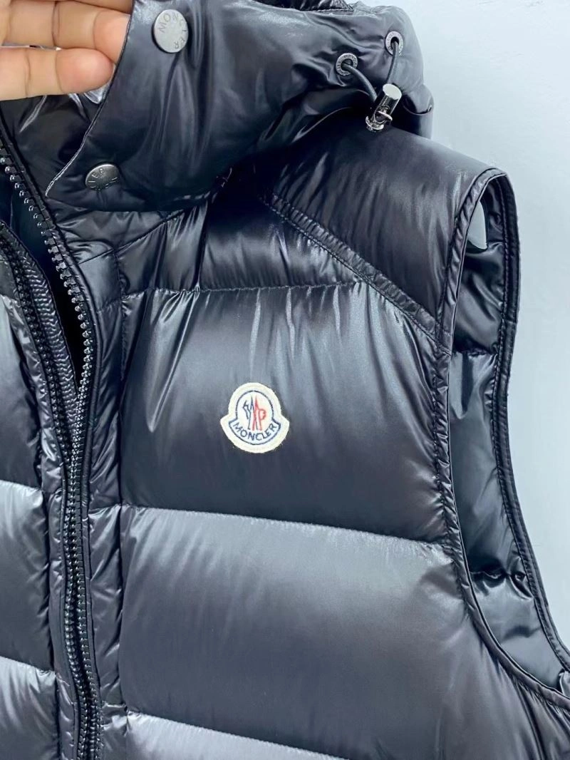 Durable Moncler Down Jackets 144129