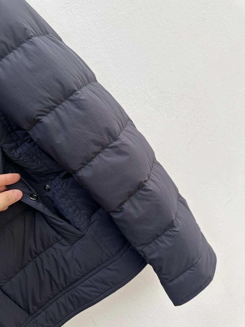 UrbanChic Moncler Down Jackets 144132