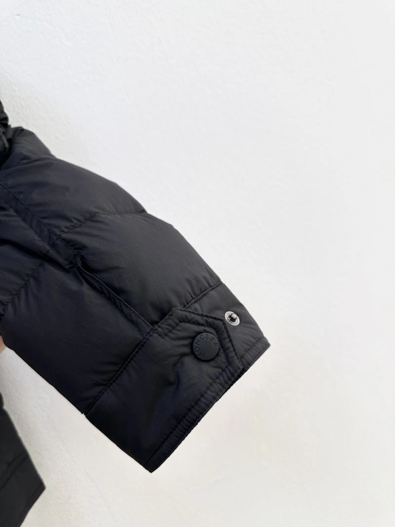 Affordable Moncler Down Jackets 144125