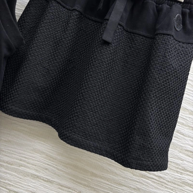 Trendy Moncler Dress Suits 139693