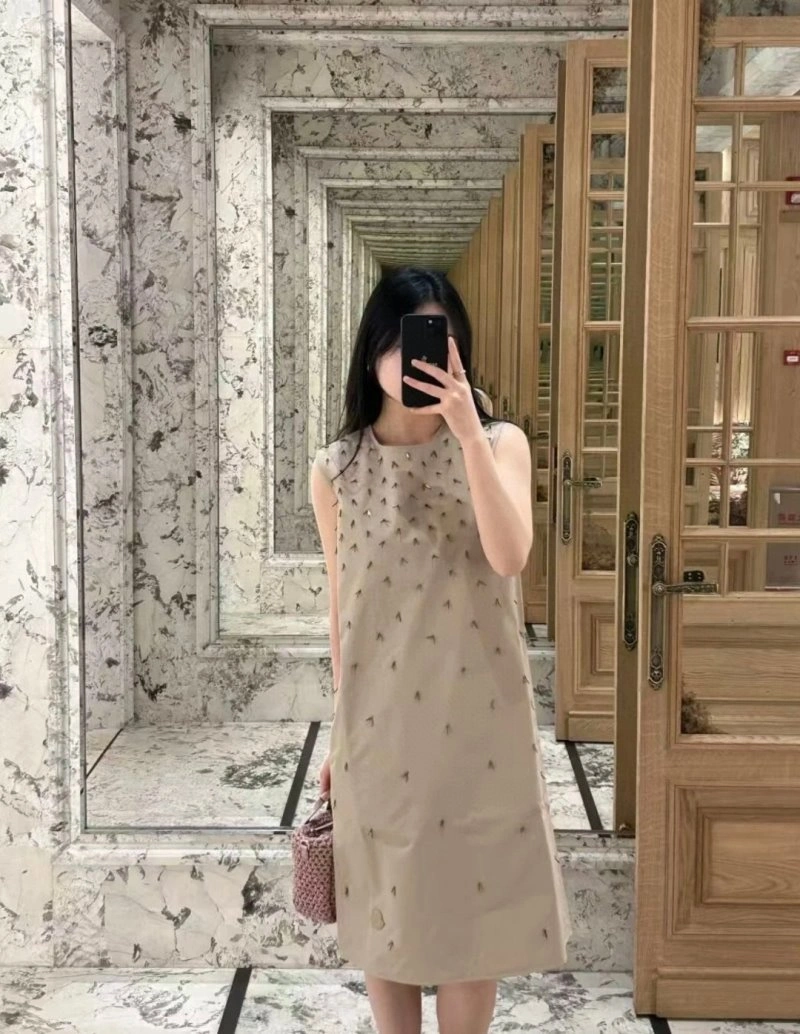 MoistureWicking Moncler Dress 139709