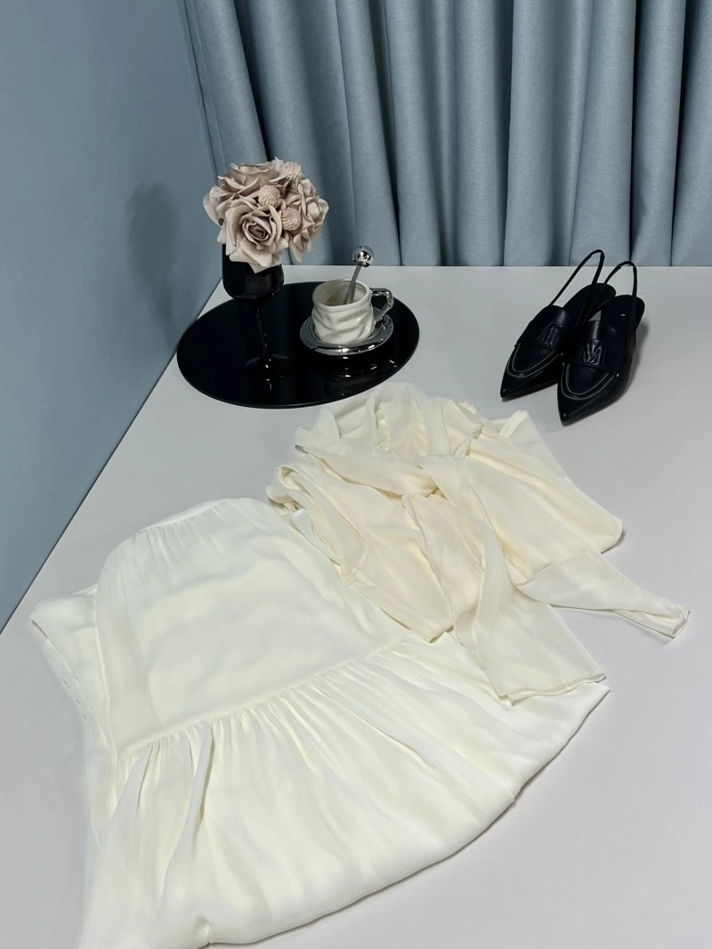 Unisex Moncler Dress 139700