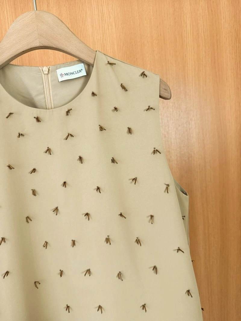 MoistureWicking Moncler Dress 139697