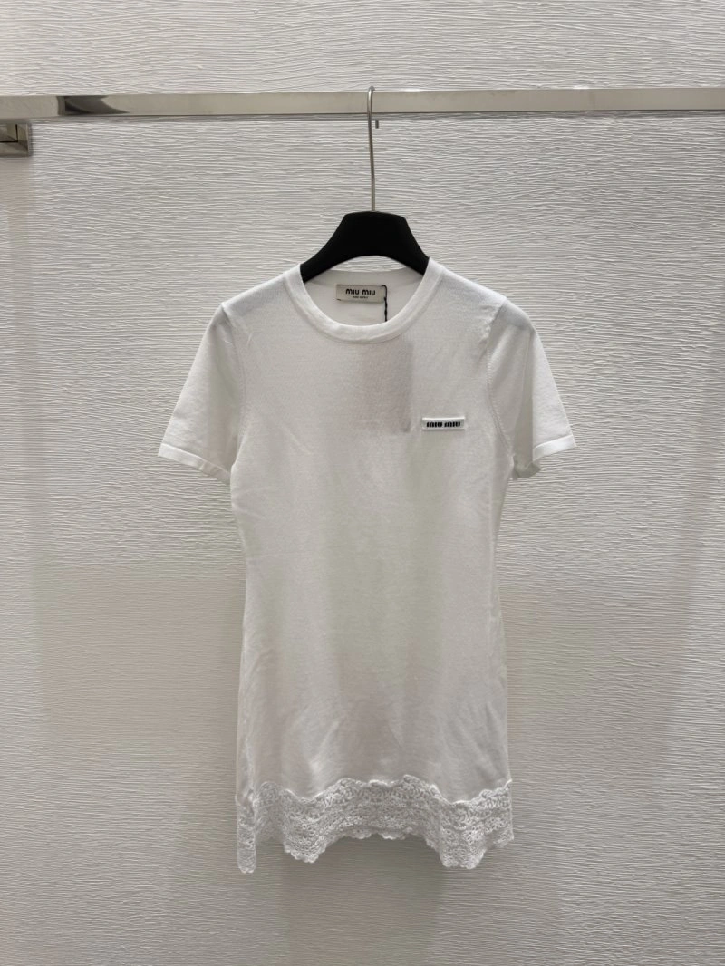 ComfortFit Moncler Dress 139653