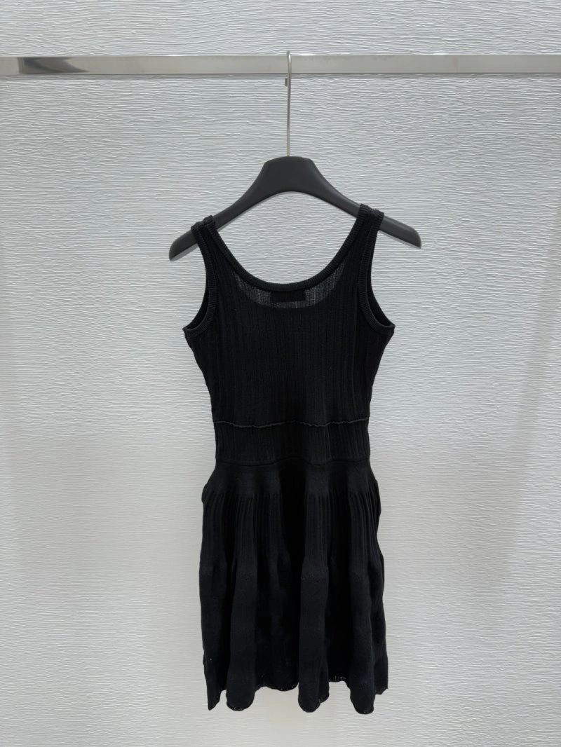 Functional Moncler Dress 139629