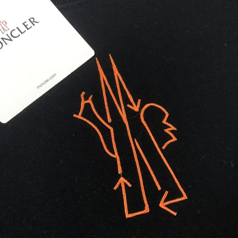 Moncler Hoodies Timeless 143645