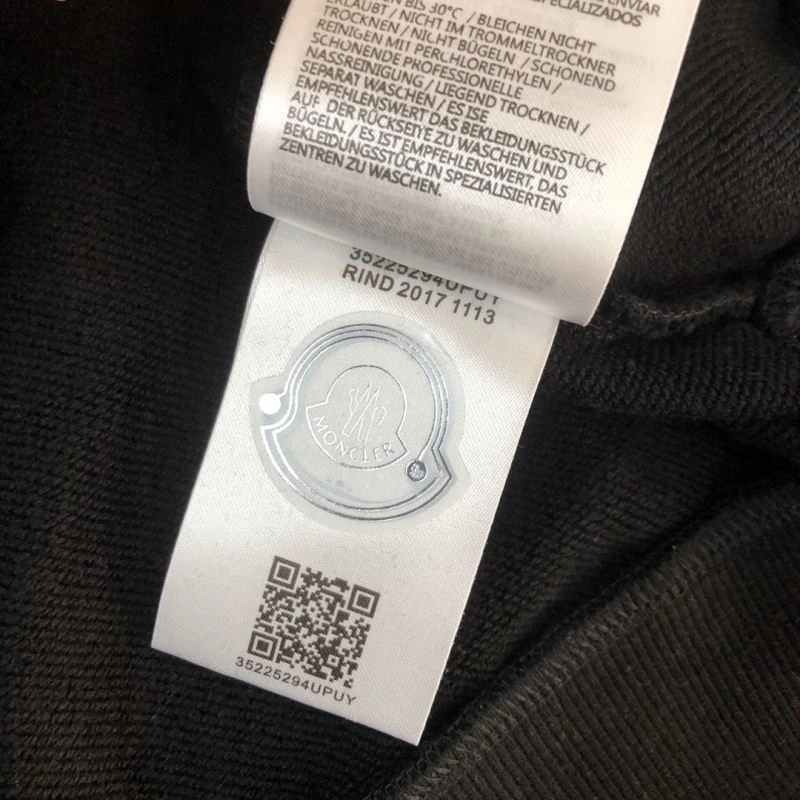 Moncler Hoodies Comfortable 143642