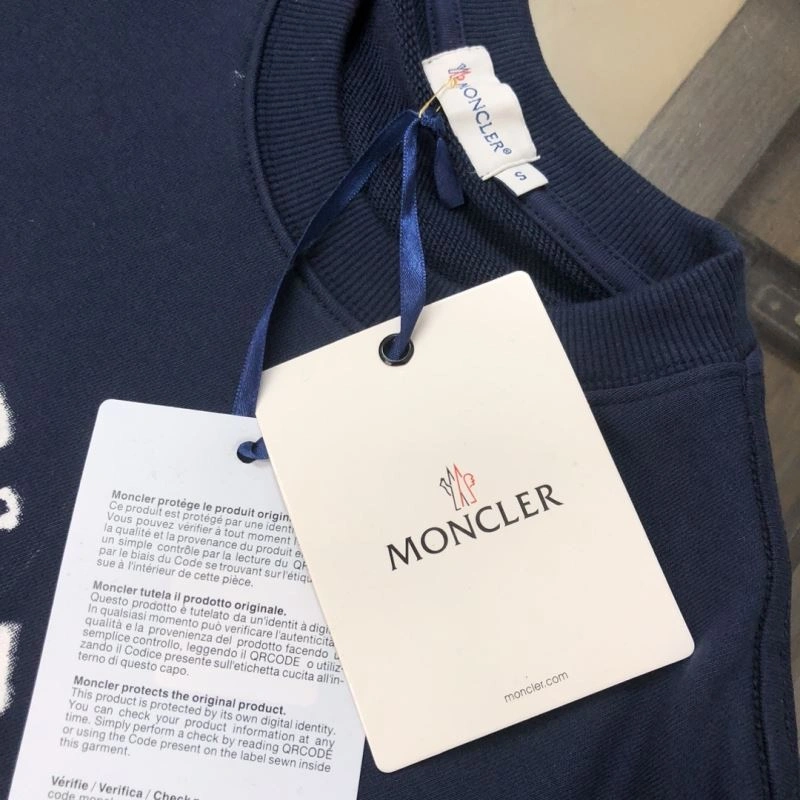 Vibrant Moncler Hoodies 143640