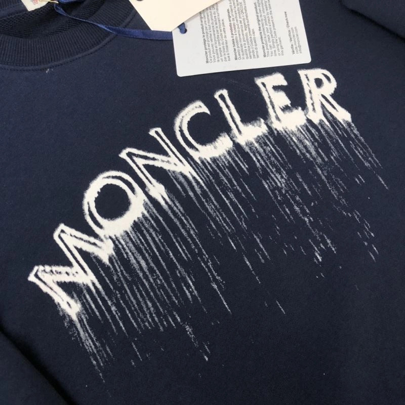 Vibrant Moncler Hoodies 143640