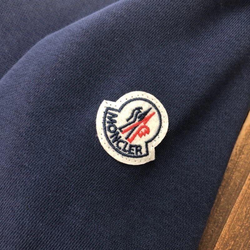 Vibrant Moncler Hoodies 143640