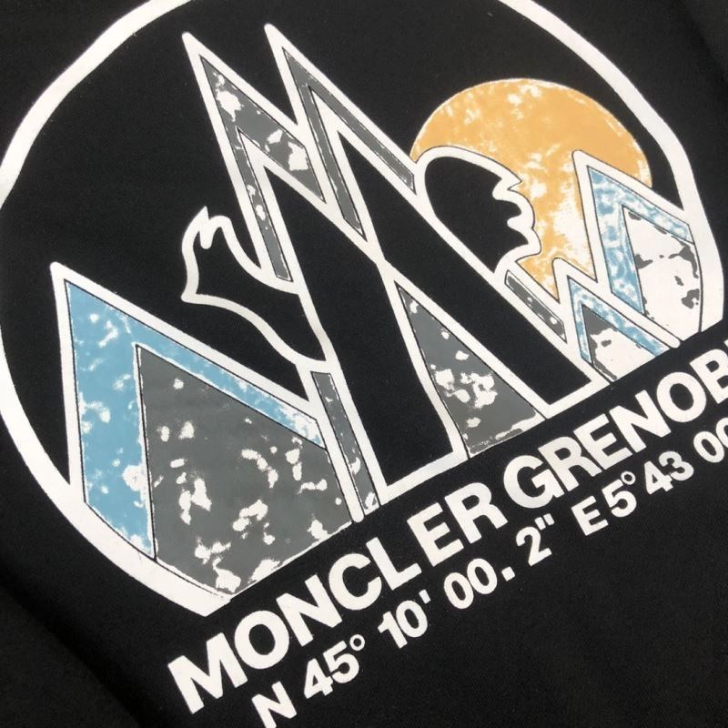 Practical Moncler Hoodies 143634