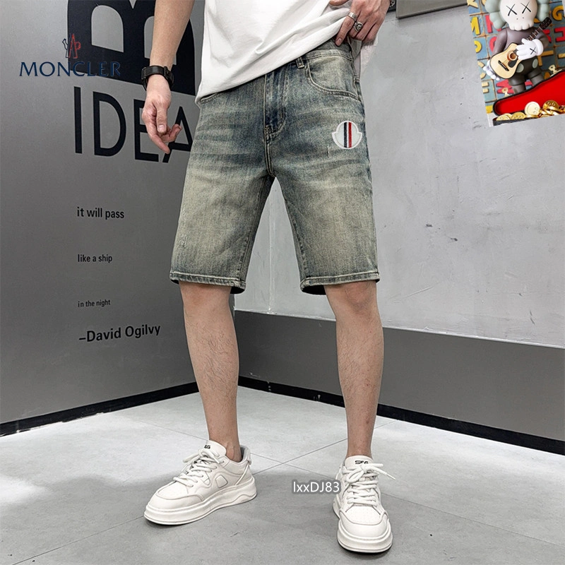 Moncler Jeans WellDesigned 139898