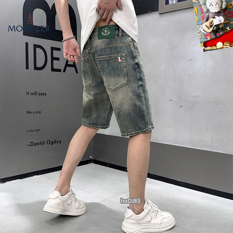 Moncler Jeans WellDesigned 139898