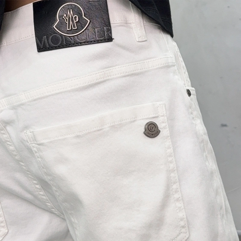 Moncler Jeans GoAnywhere 139914