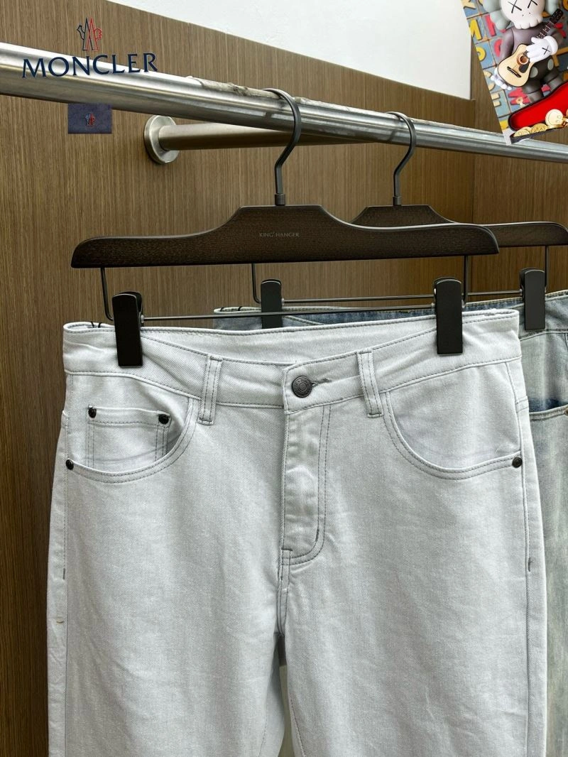 Moncler Jeans WellDesigned 139874