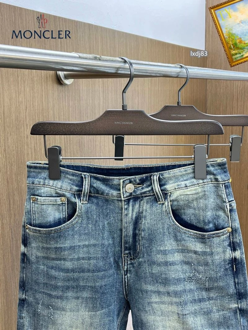 Functional Moncler Jeans 139863