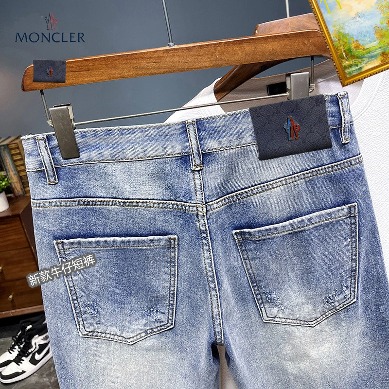 EyeCatching Moncler Jeans 139865
