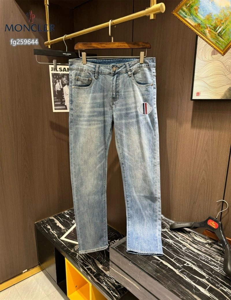 Moncler Jeans SunProtective 143674