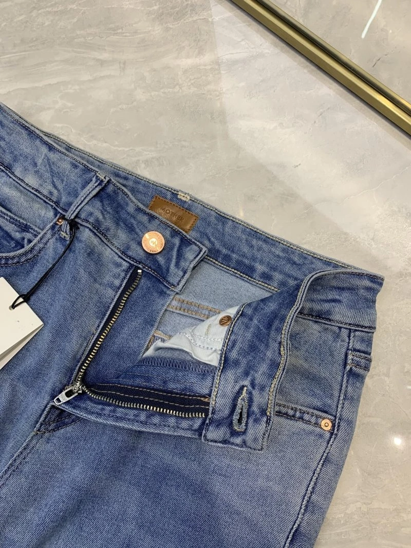 Stylish Moncler Jeans 139708