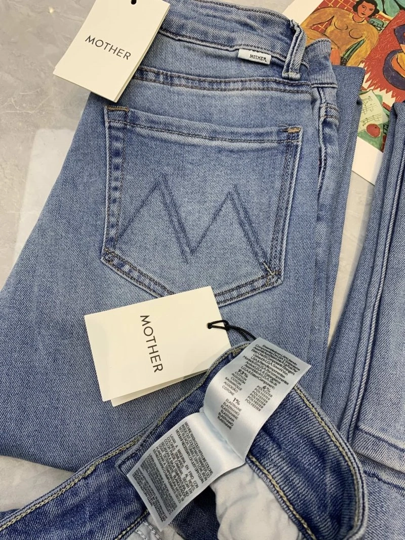 Stylish Moncler Jeans 139708
