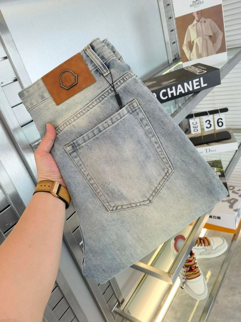 Moncler Jeans Reliable 142614