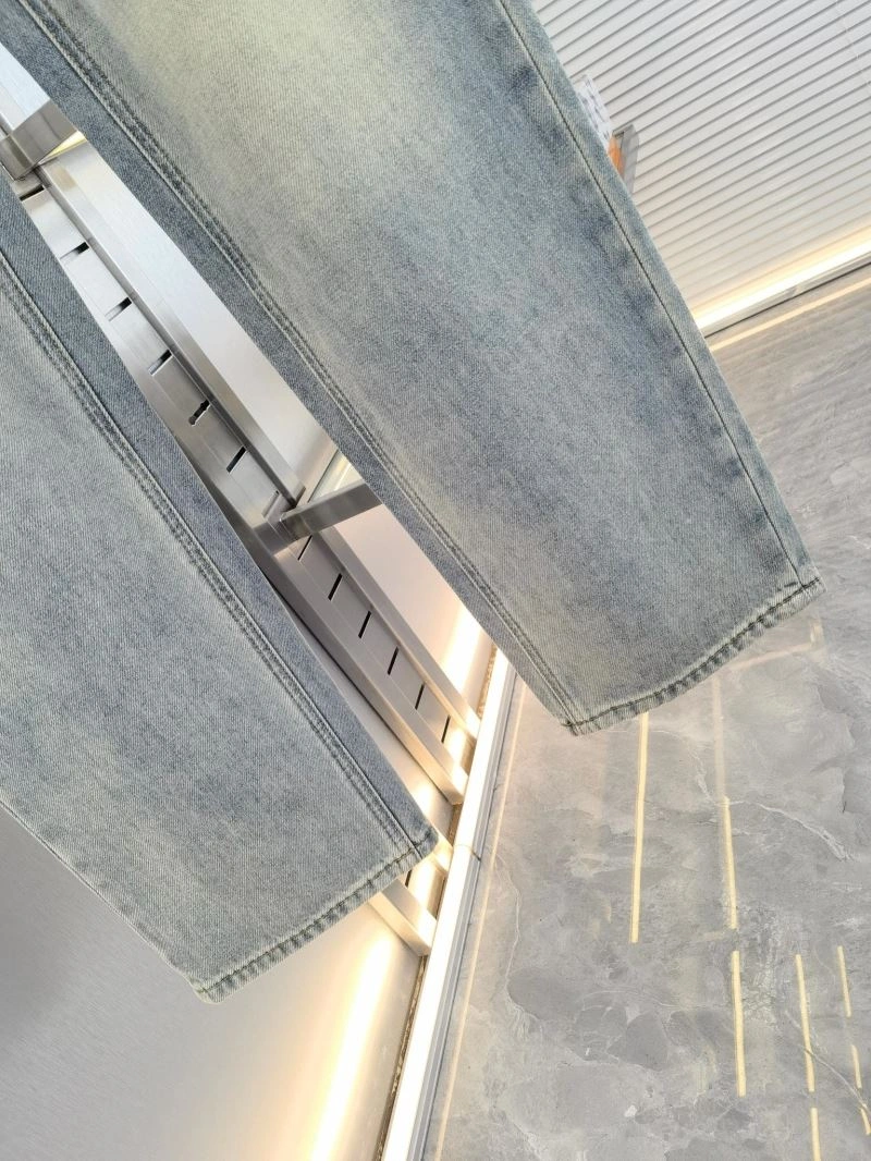 Moncler Jeans Reliable 142614