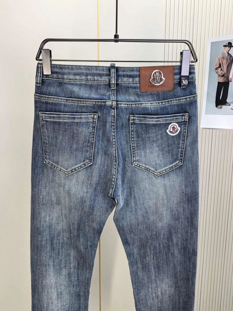 Moncler Jeans Effortless 142626