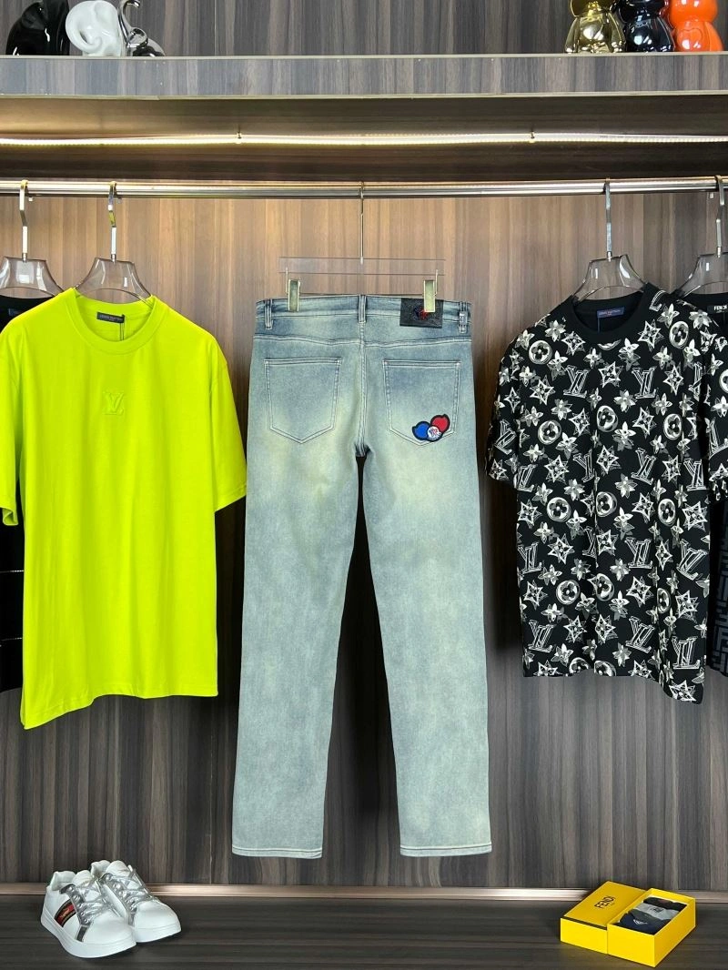 Moncler Jeans TimelessDesign 142619