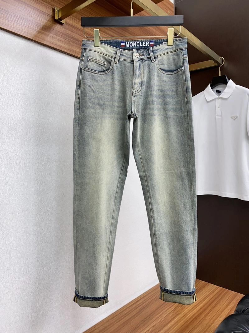 Moncler Jeans Unique 142608