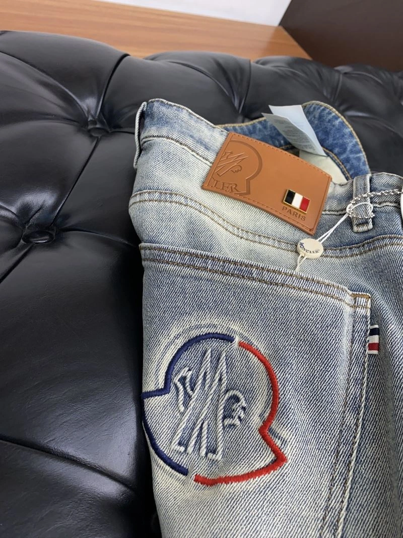 Moncler Jeans Unique 142608