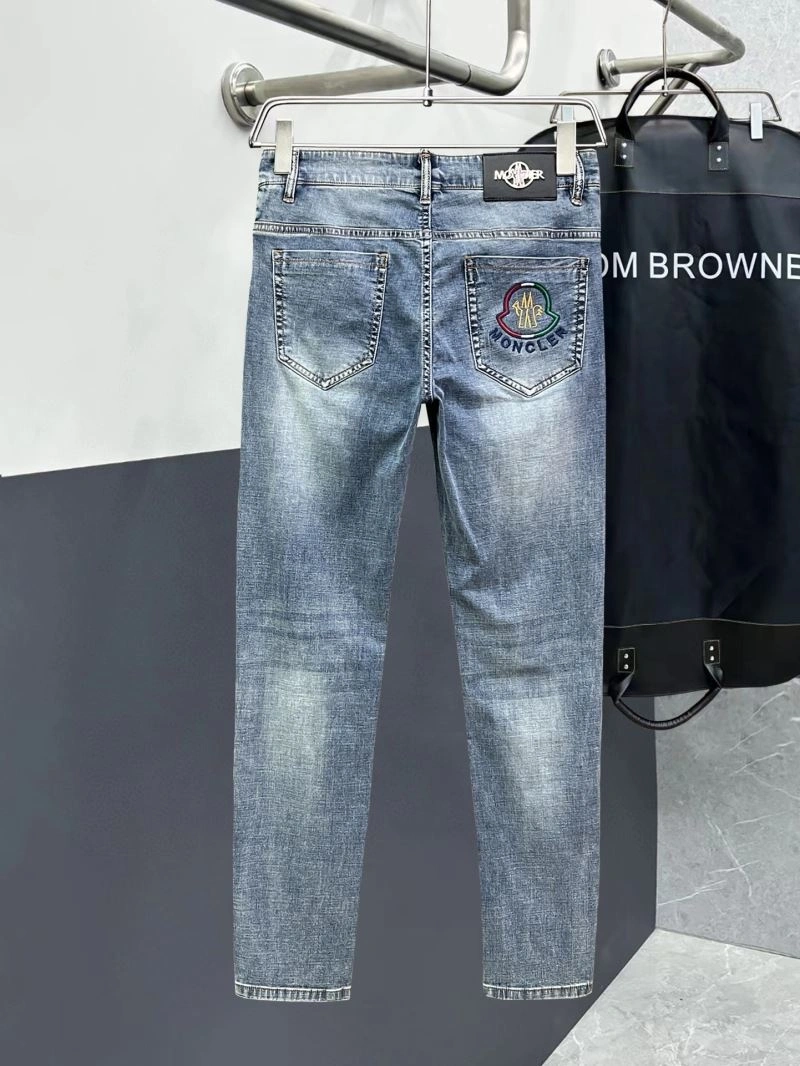 Moncler Jeans FashionForward 142609