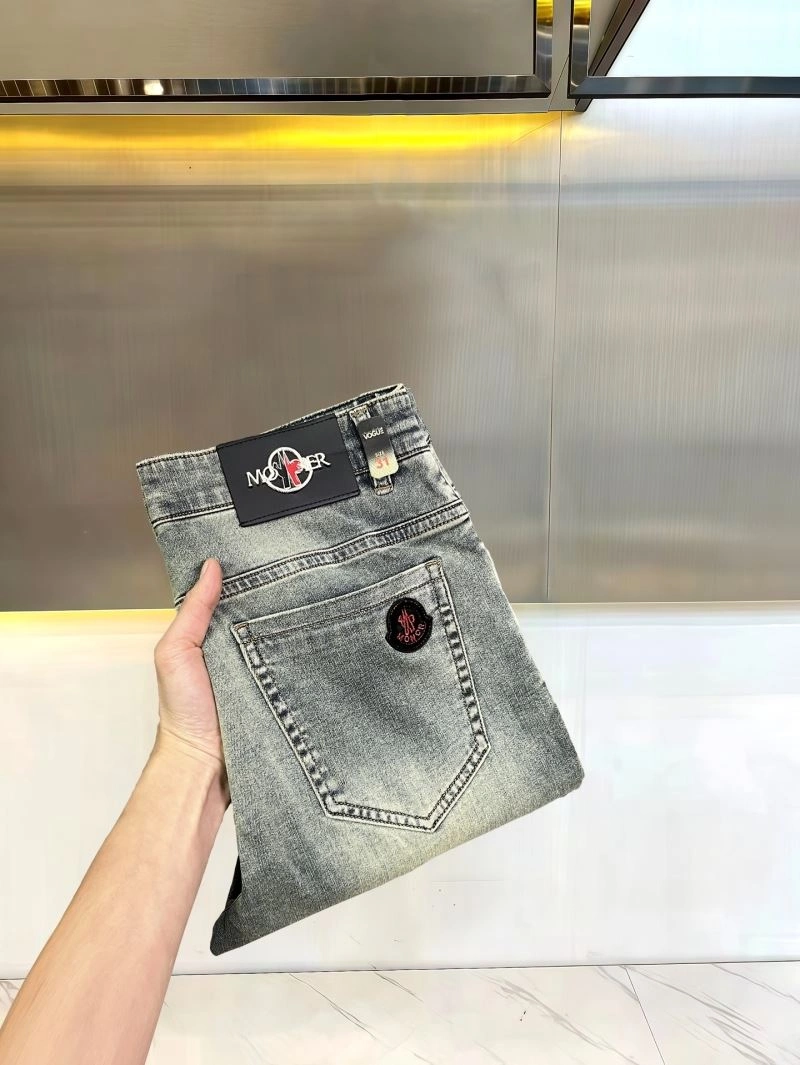 Reliable Moncler Jeans 142605