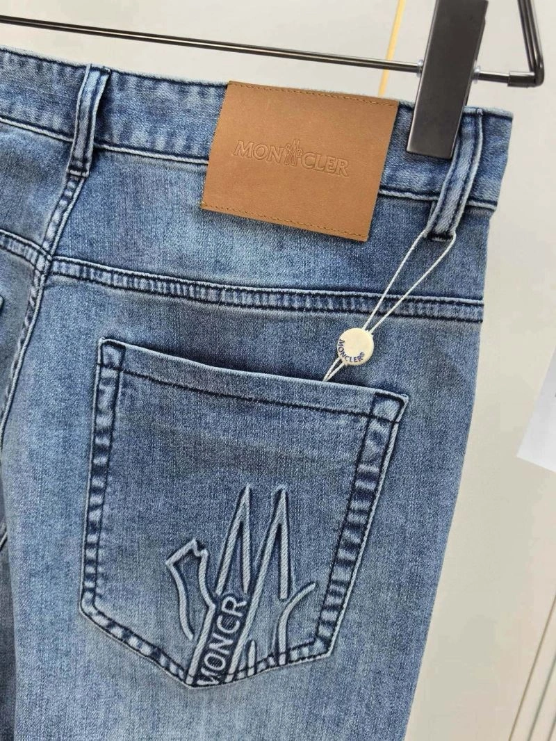 Upgraded Moncler Jeans 142185