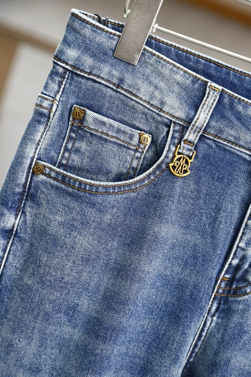 QuickDry Moncler Jeans 141653