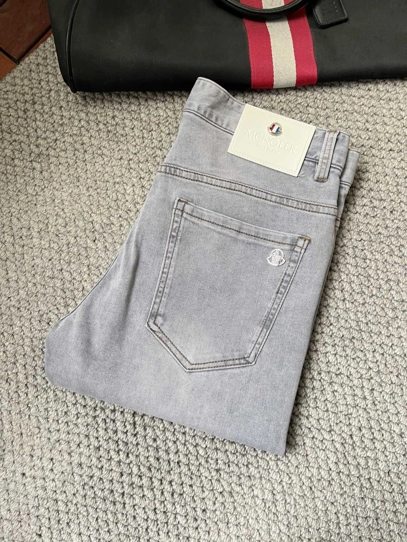 Youthful Moncler Jeans 141645