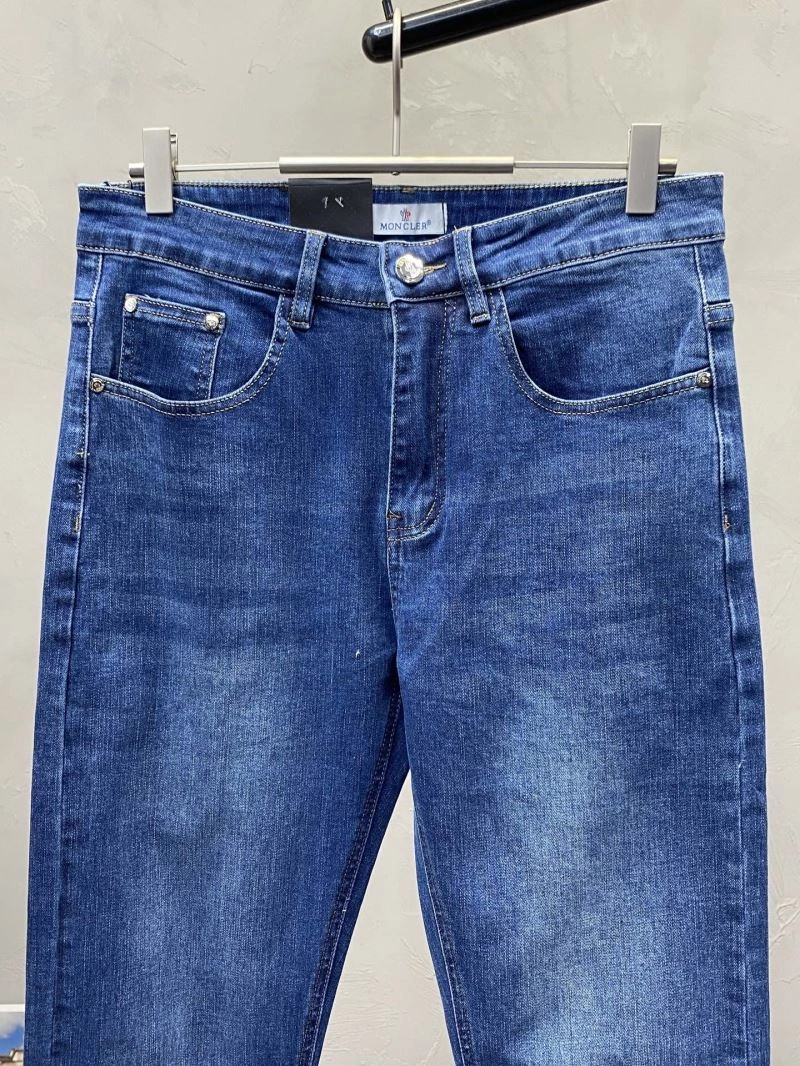 Moncler Jeans ModernLook 141637